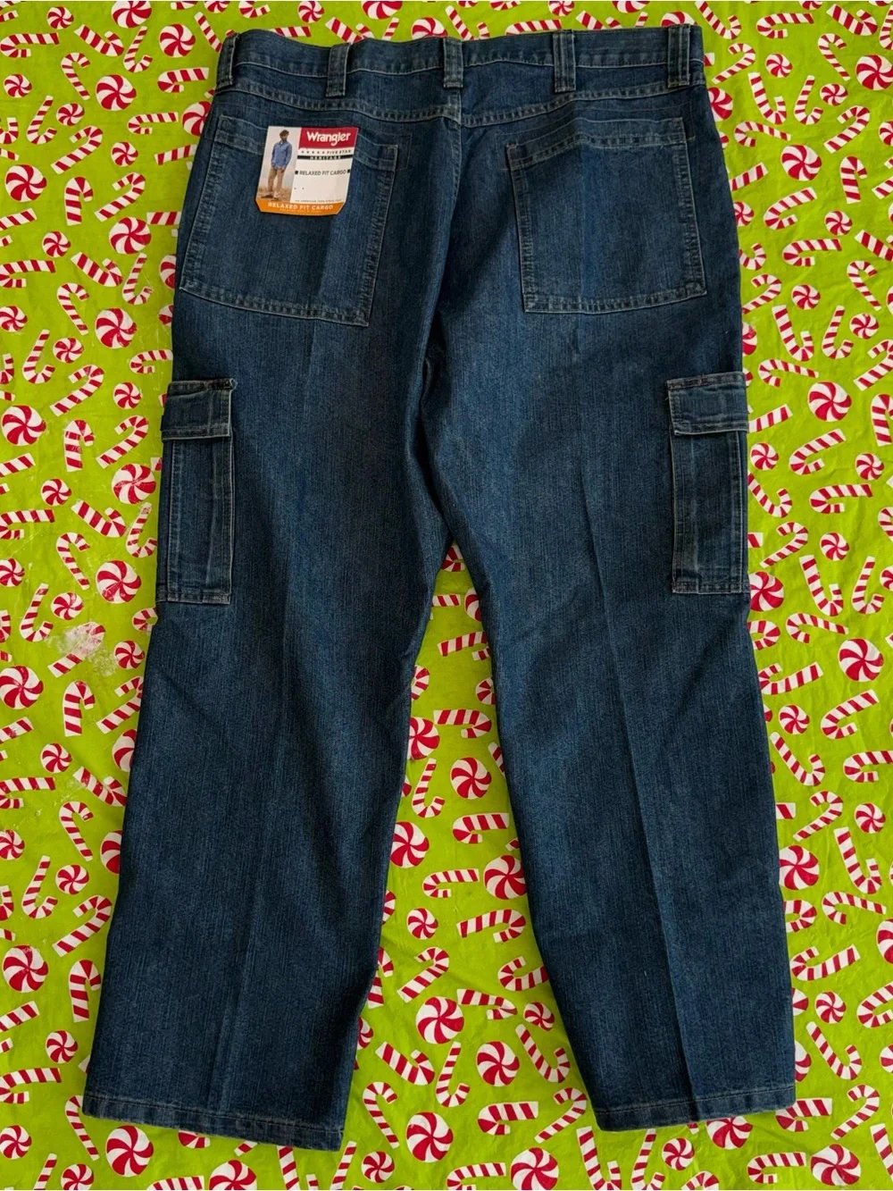Wrangler Five Star Heritage Men’s Relaxed Fit Cargo Jeans 38x30 Dark Wash New